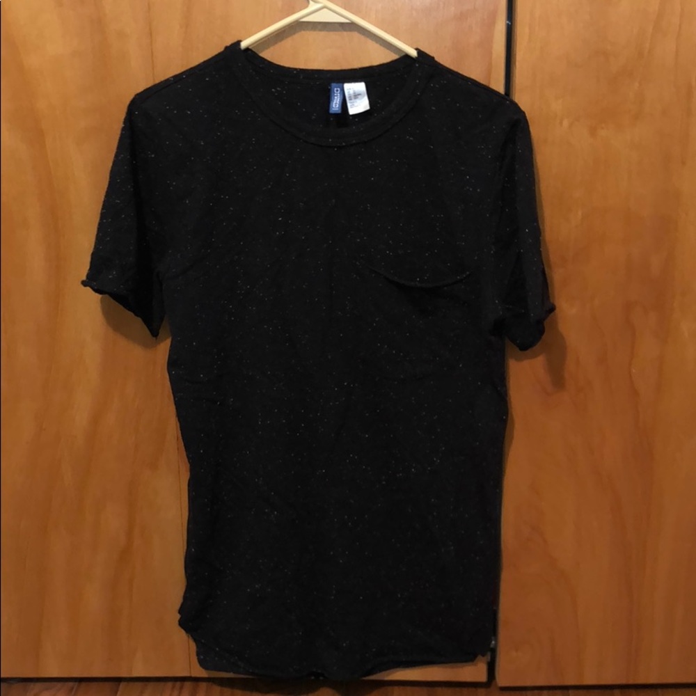 Black with white spotted design T-shirt